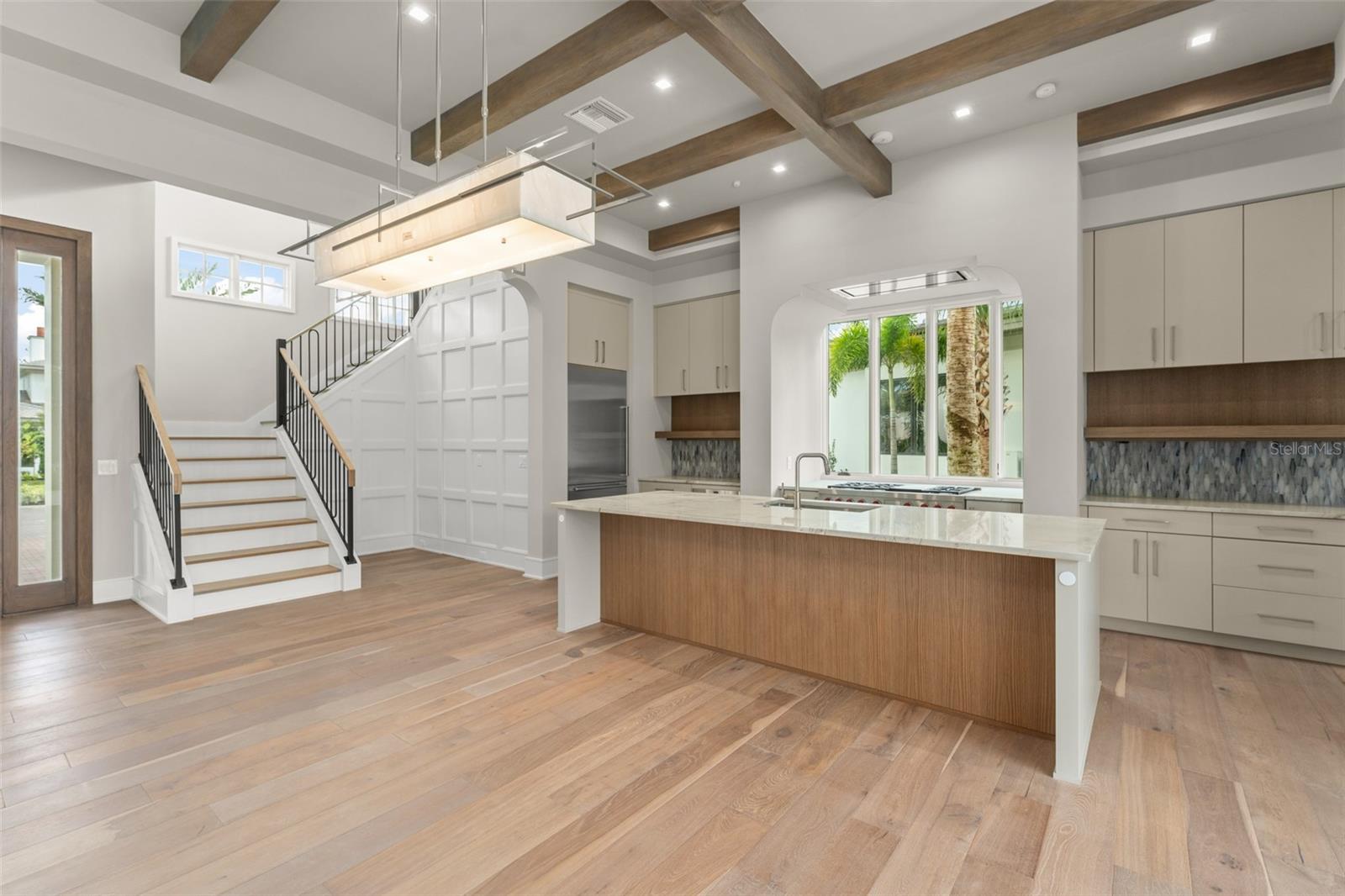 4162 GRANDE BRICK LOOP 27