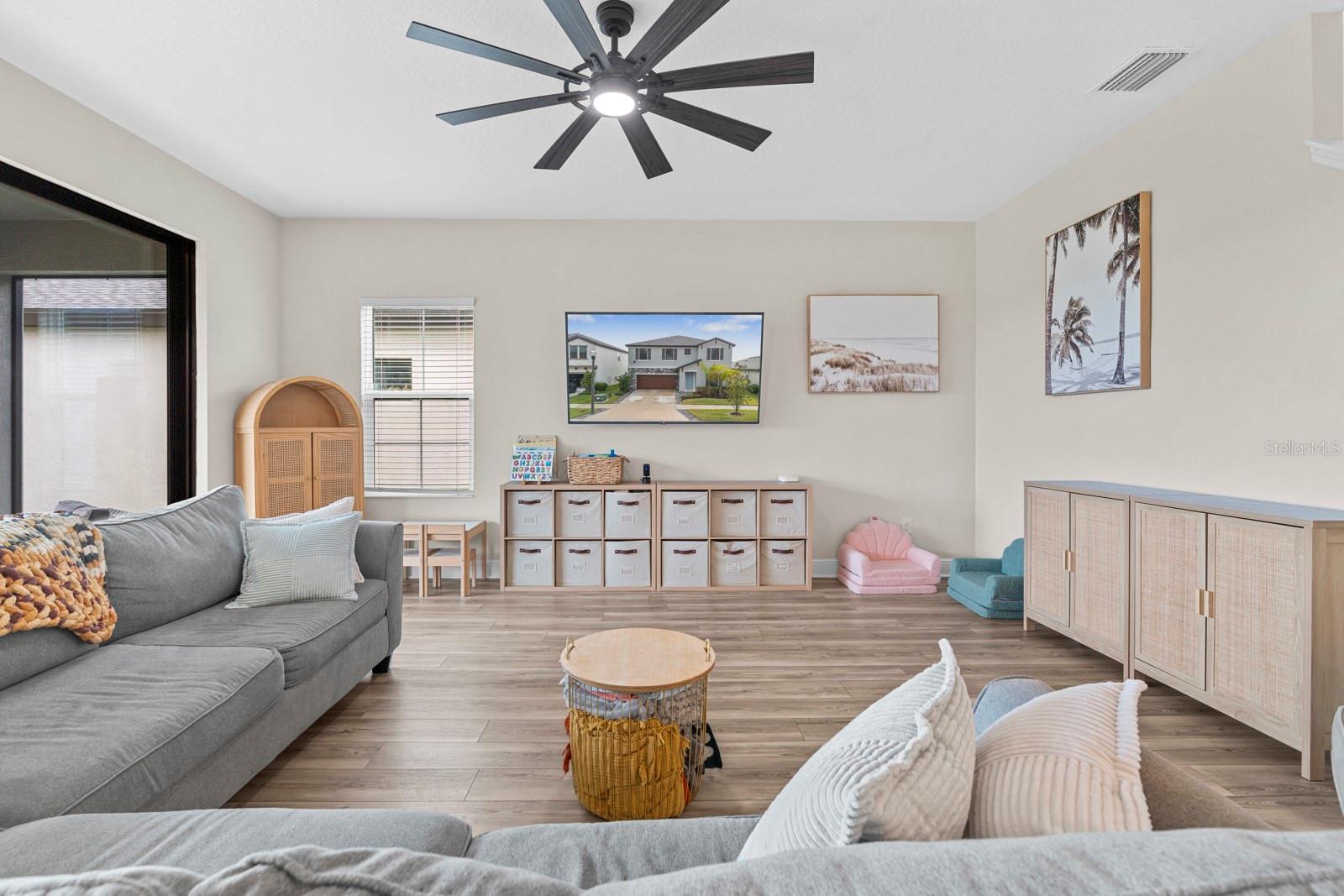 HINTON HAWKSTONE PH 1A2 - Residential