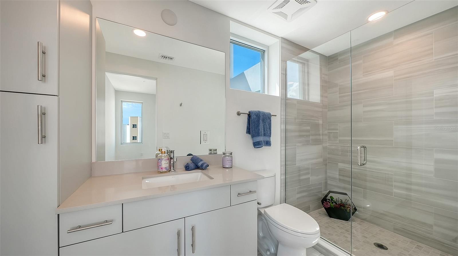 THE STRAND OF SARASOTA - Residential