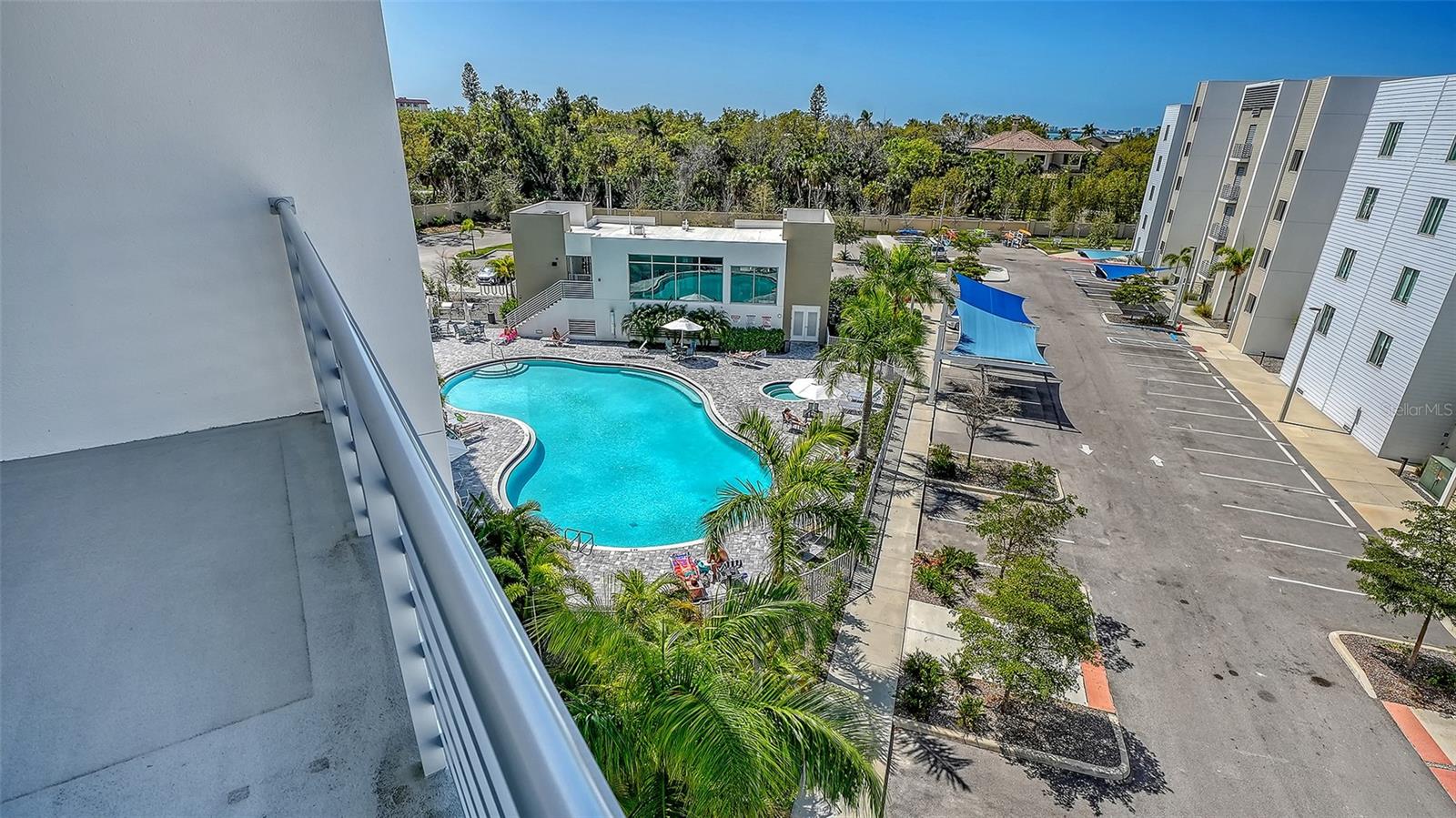 THE STRAND OF SARASOTA - Residential