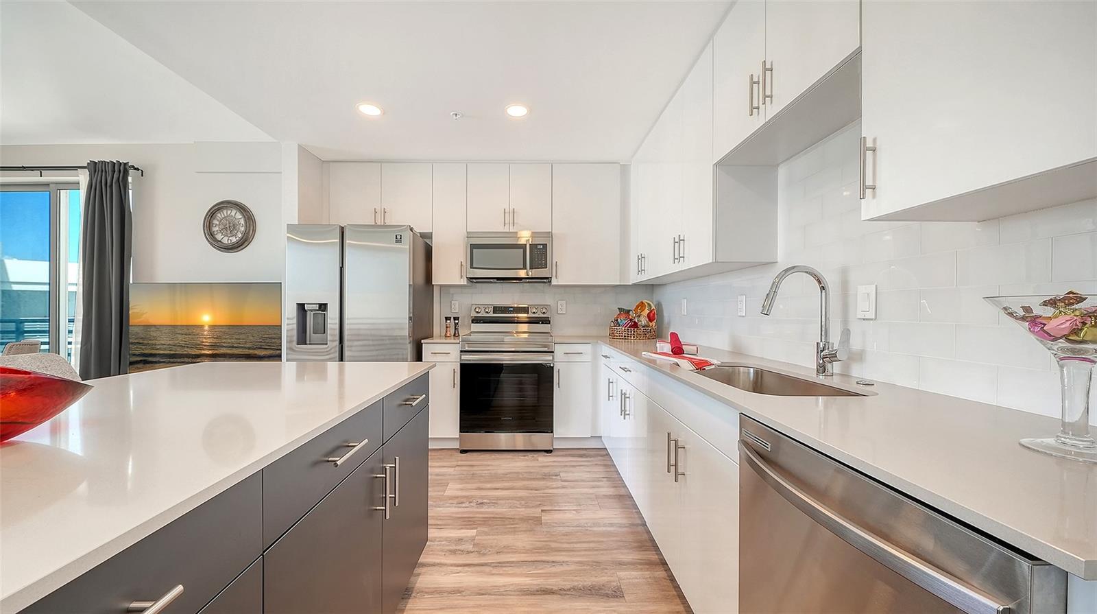 THE STRAND OF SARASOTA - Residential