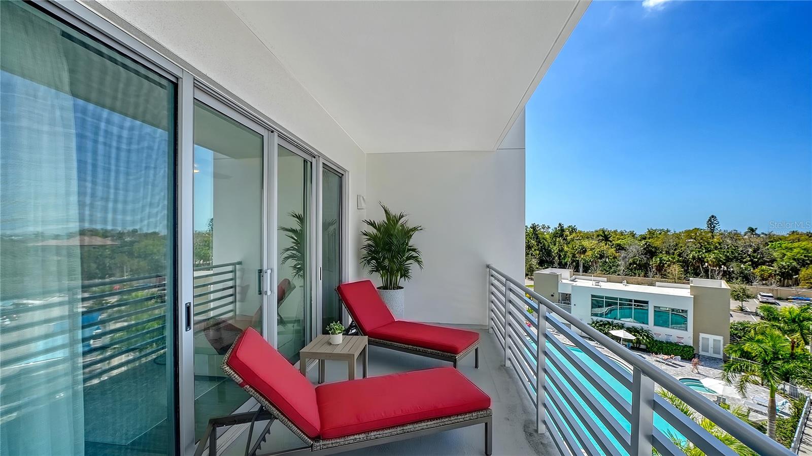 THE STRAND OF SARASOTA - Residential