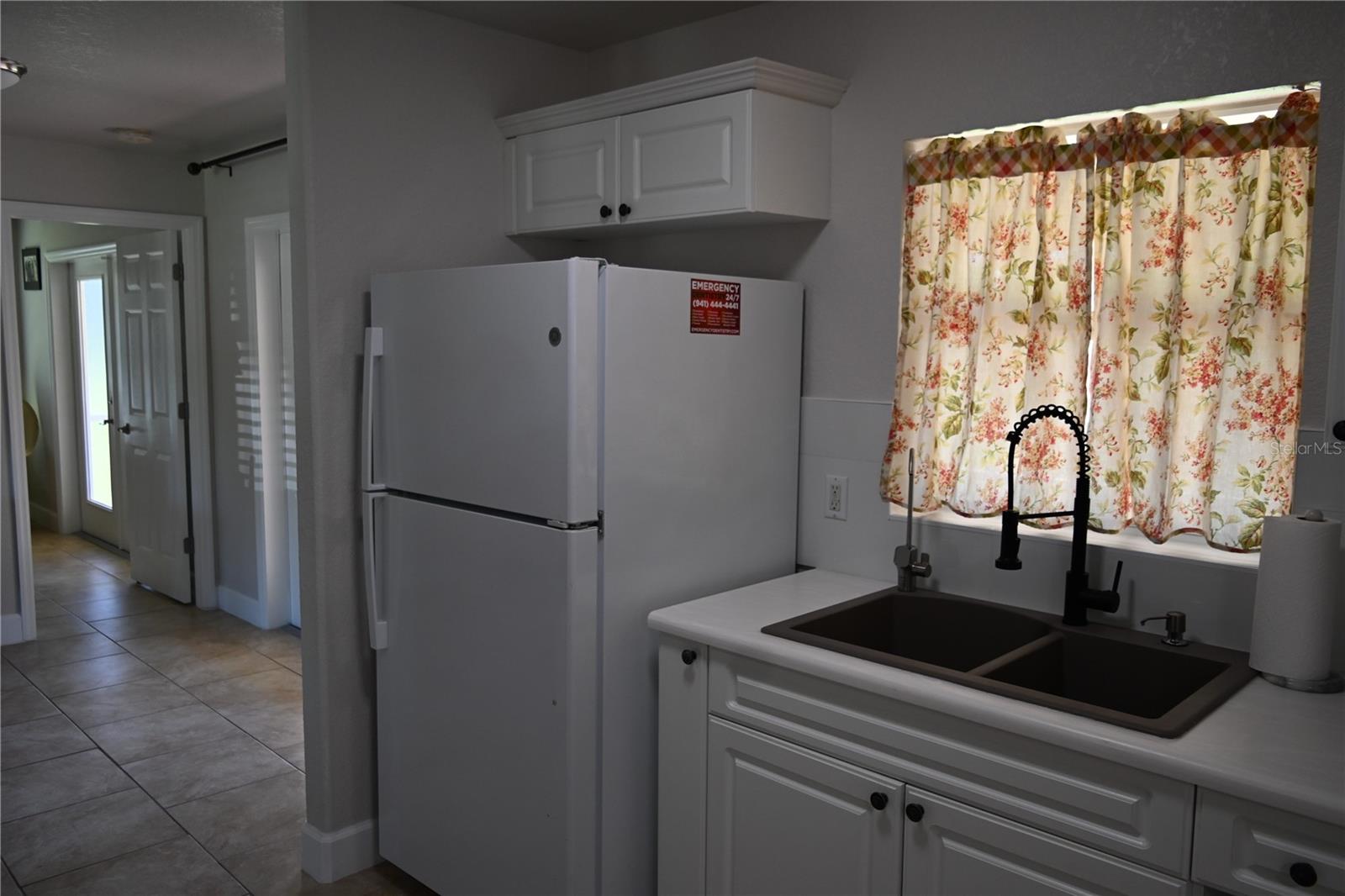 PORT CHARLOTTE SUB 24 - Residential Lease