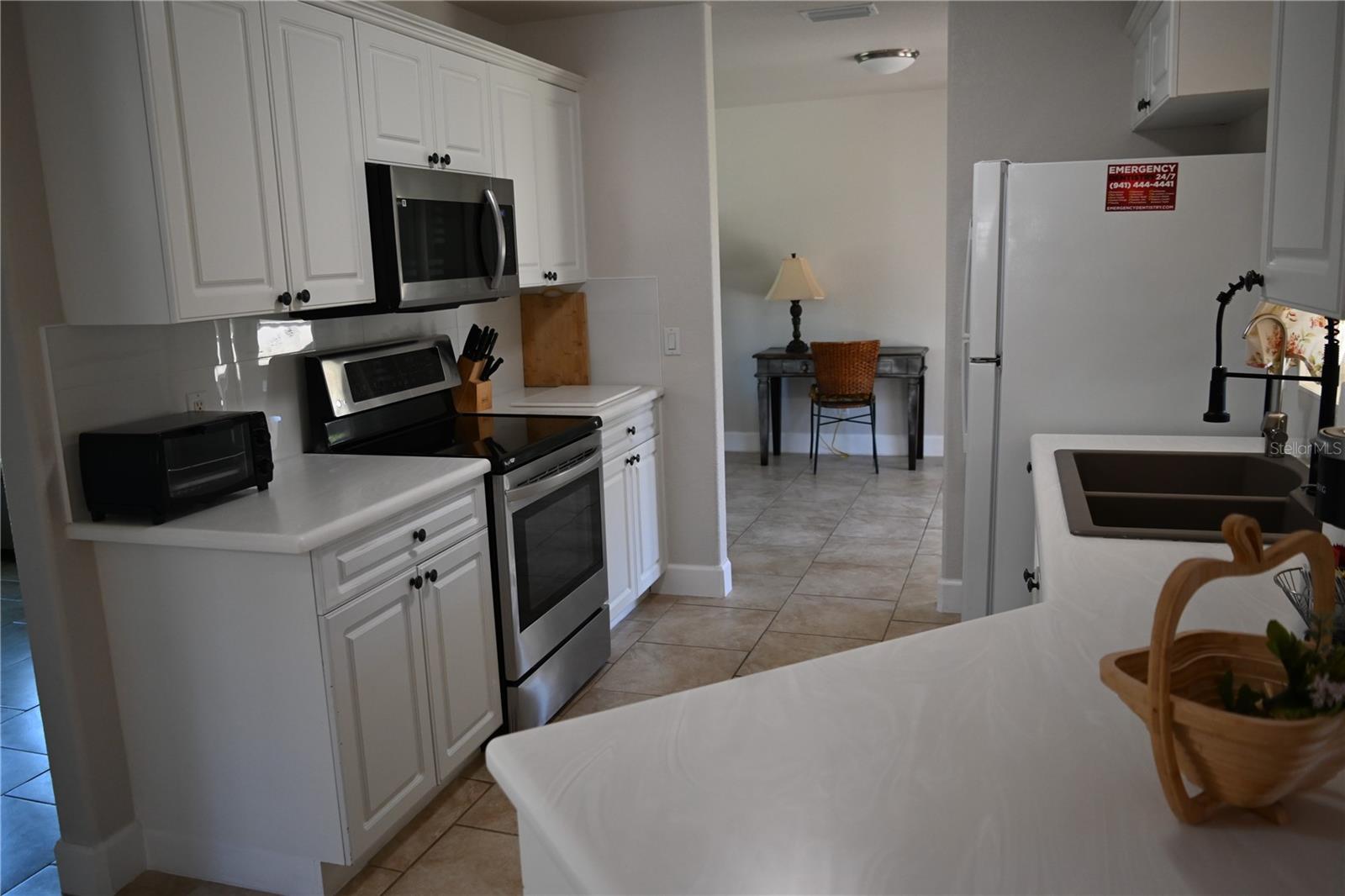 PORT CHARLOTTE SUB 24 - Residential Lease