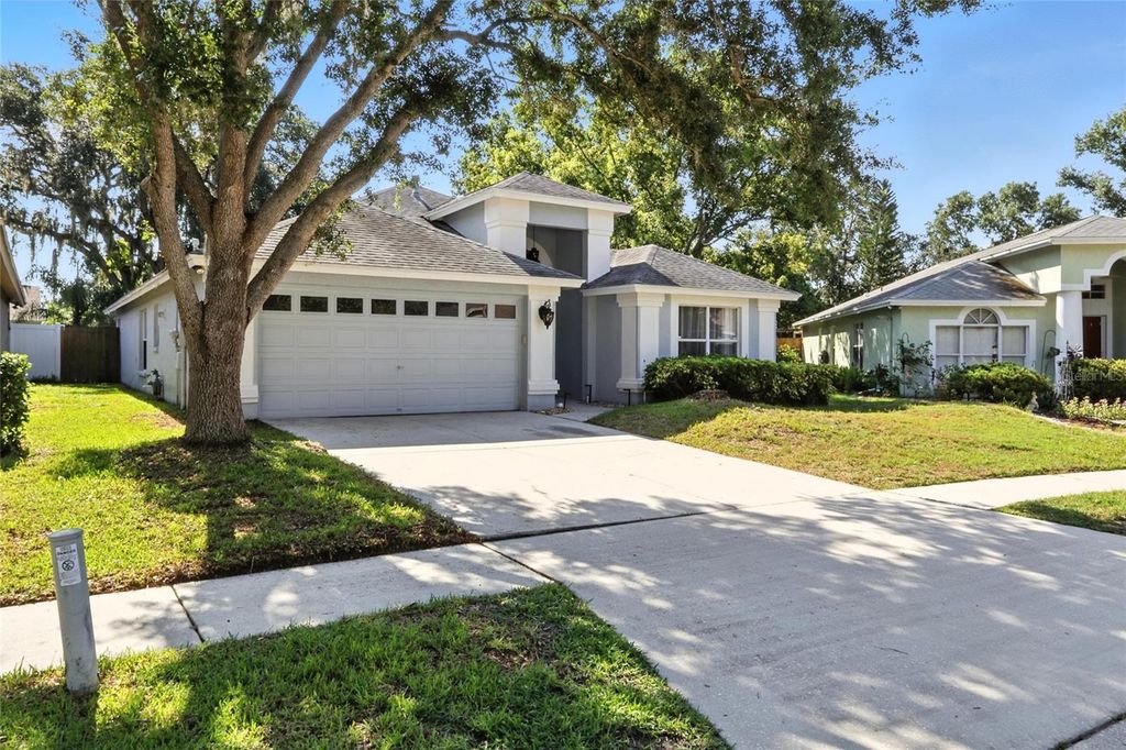 Photo of 4622 Preston Woods Drive, Valrico, FL 33596 (MLS # TB8412118)