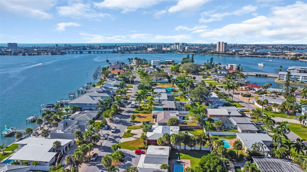 Photo of 7063 S Shore Drive S, St Petersburg, FL 33707 (MLS # TB8445281)