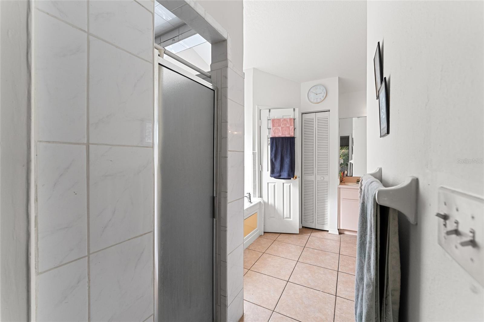 TURTLE LAKES - Residential