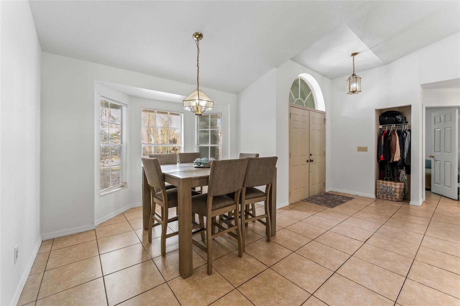 TURTLE LAKES - Residential