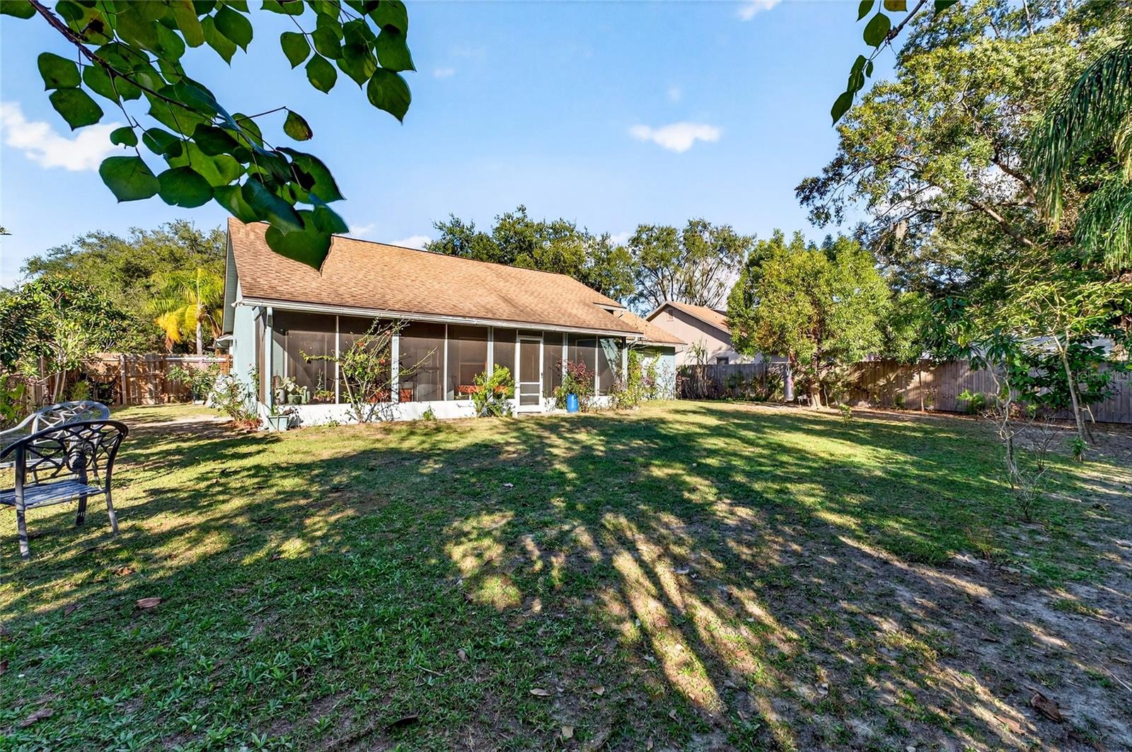 TURTLE LAKES - Residential