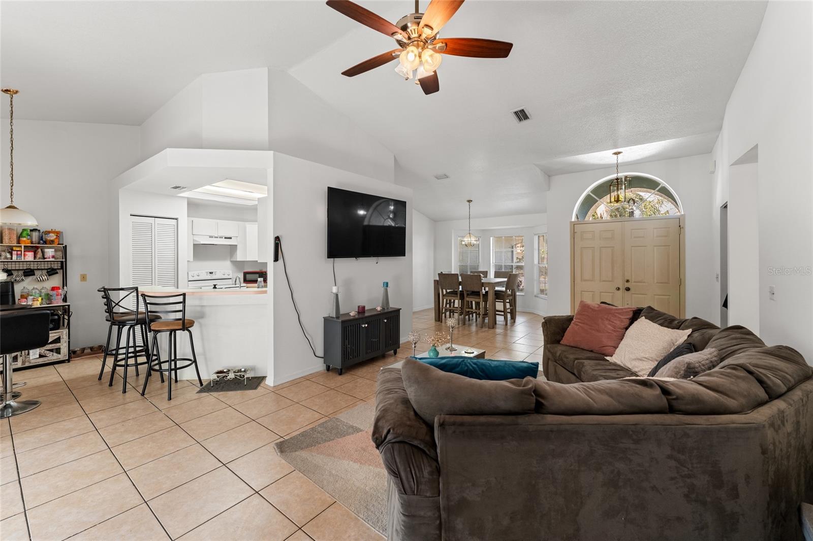 TURTLE LAKES - Residential