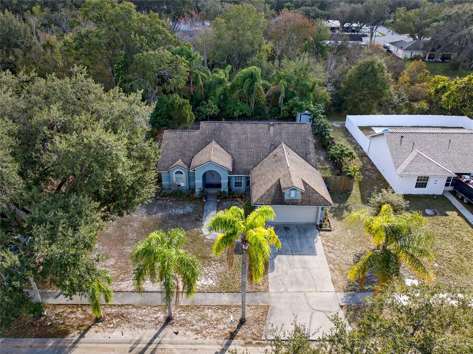 TURTLE LAKES - Residential