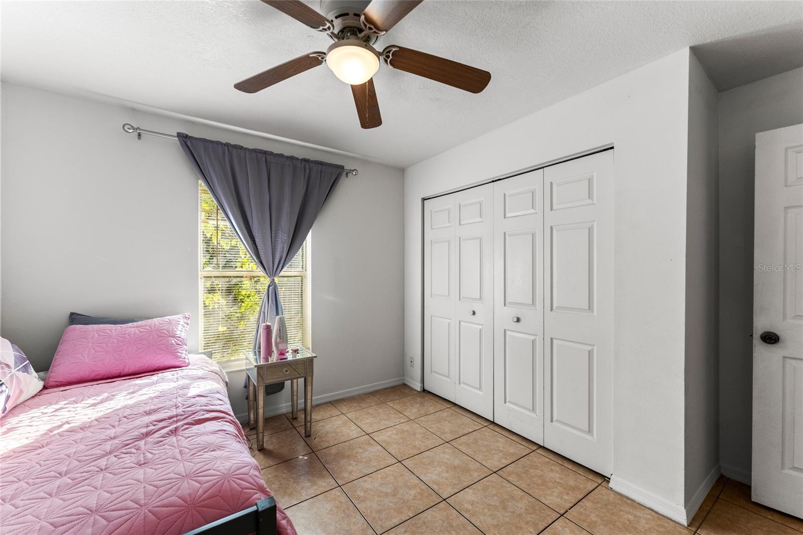 TURTLE LAKES - Residential