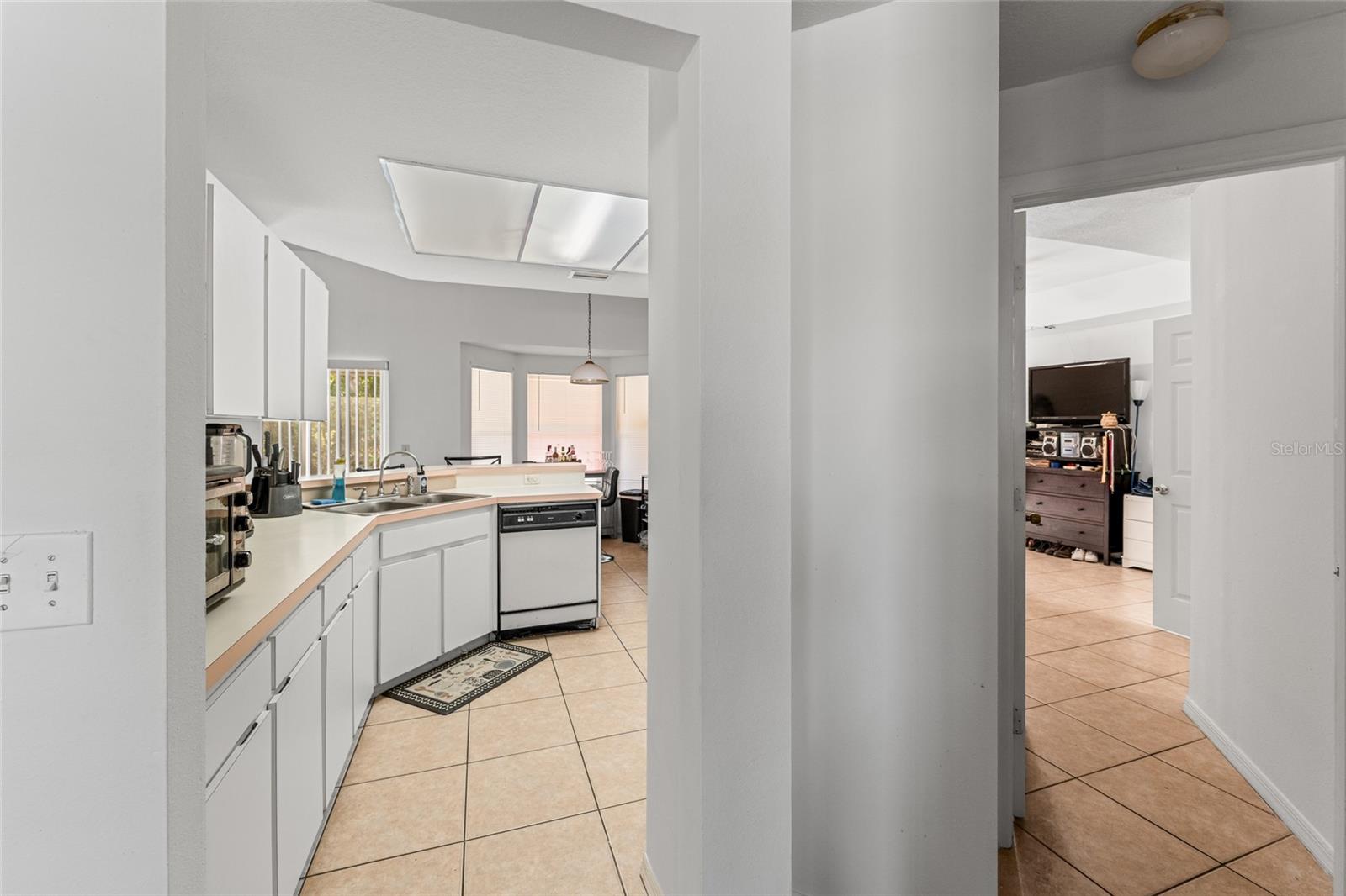 TURTLE LAKES - Residential