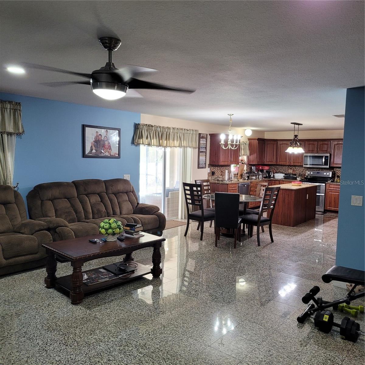 SONOMA - Residential Lease