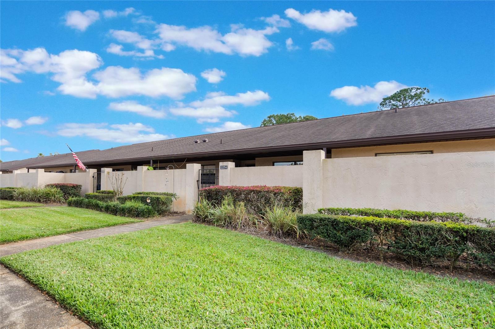 2254 FIRESTONE PLACE 2254