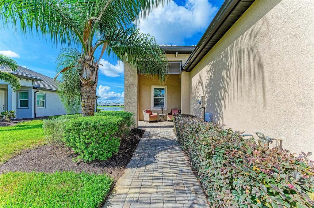 Photo of 17831 Cherished Loop, Bradenton, FL 34211 (MLS # A4697210)