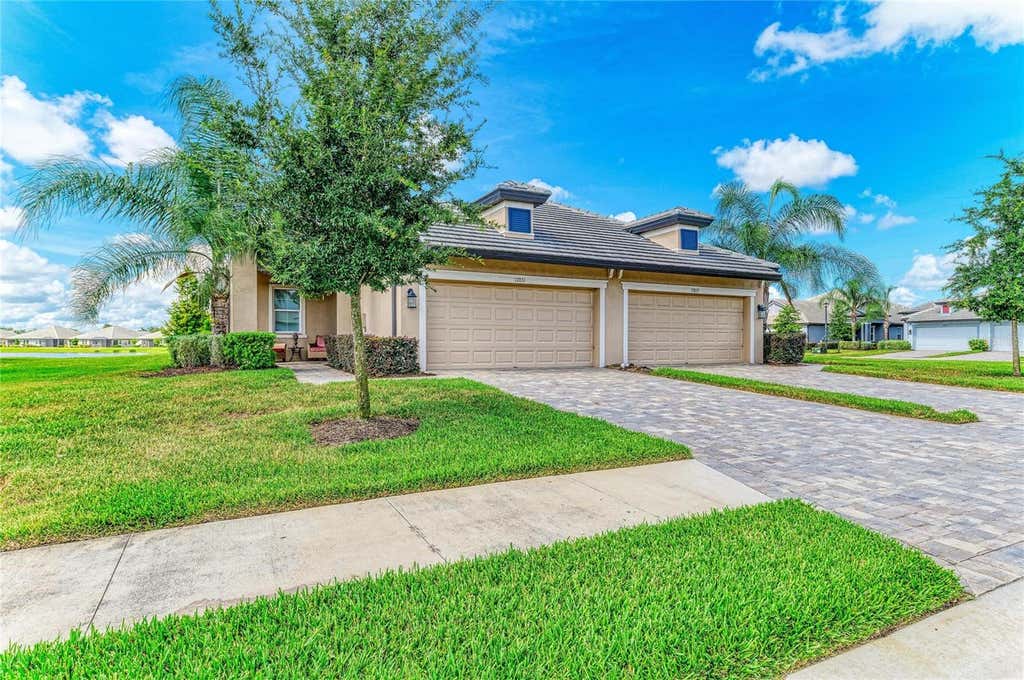 Photo of 17831 Cherished Loop, Bradenton, FL 34211 (MLS # A4697210)