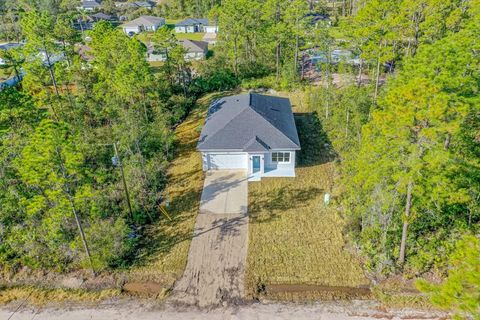 A home in DELAND