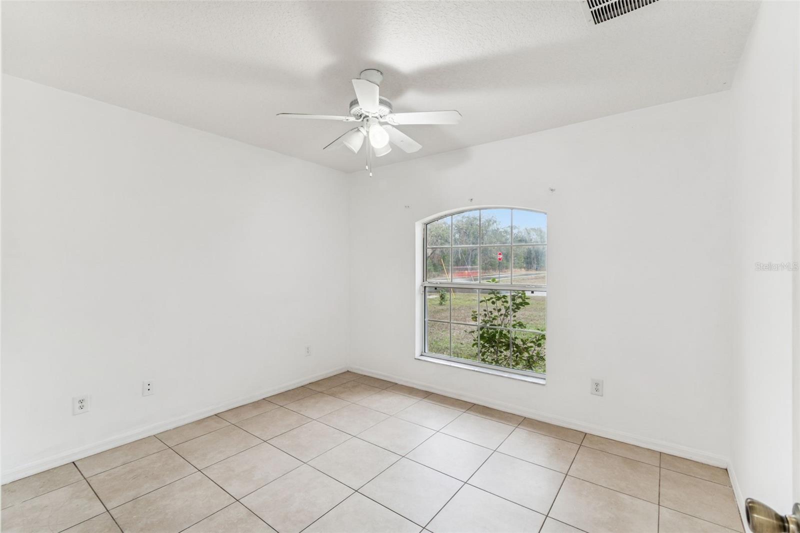 INVERNESS HIGHLANDS UN #1 - Residential