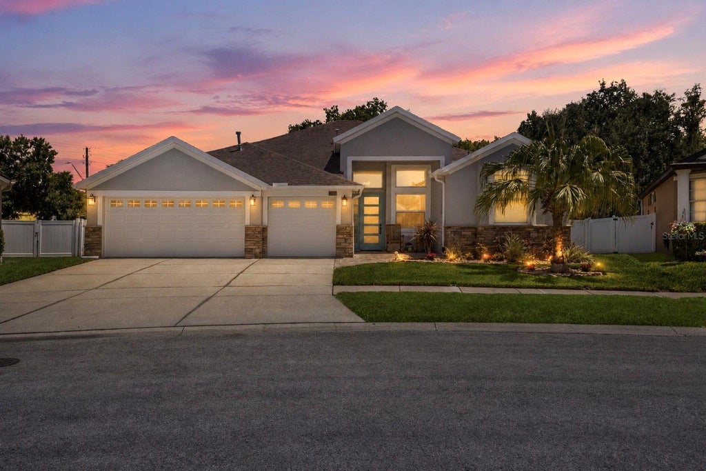 Photo of 27901 Summer Place Drive, Wesley Chapel, FL 33544 (MLS # TB8529090)