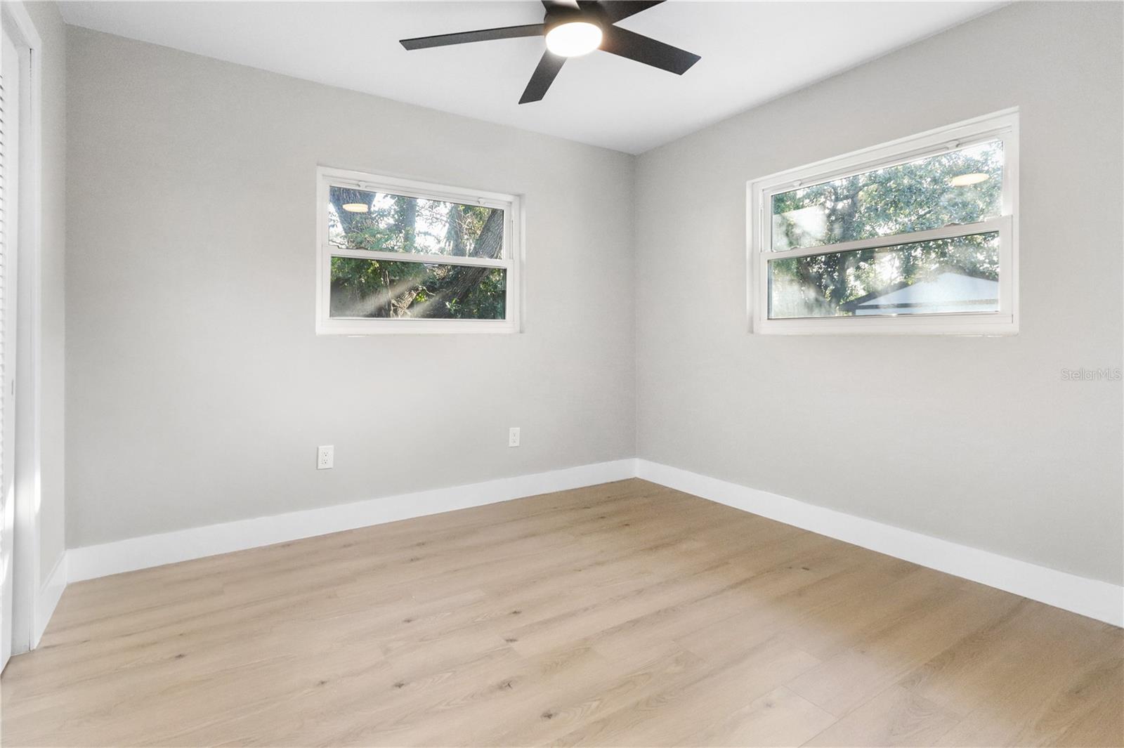 SUNSET BLUFF GARDENS 1ST ADD - Residential