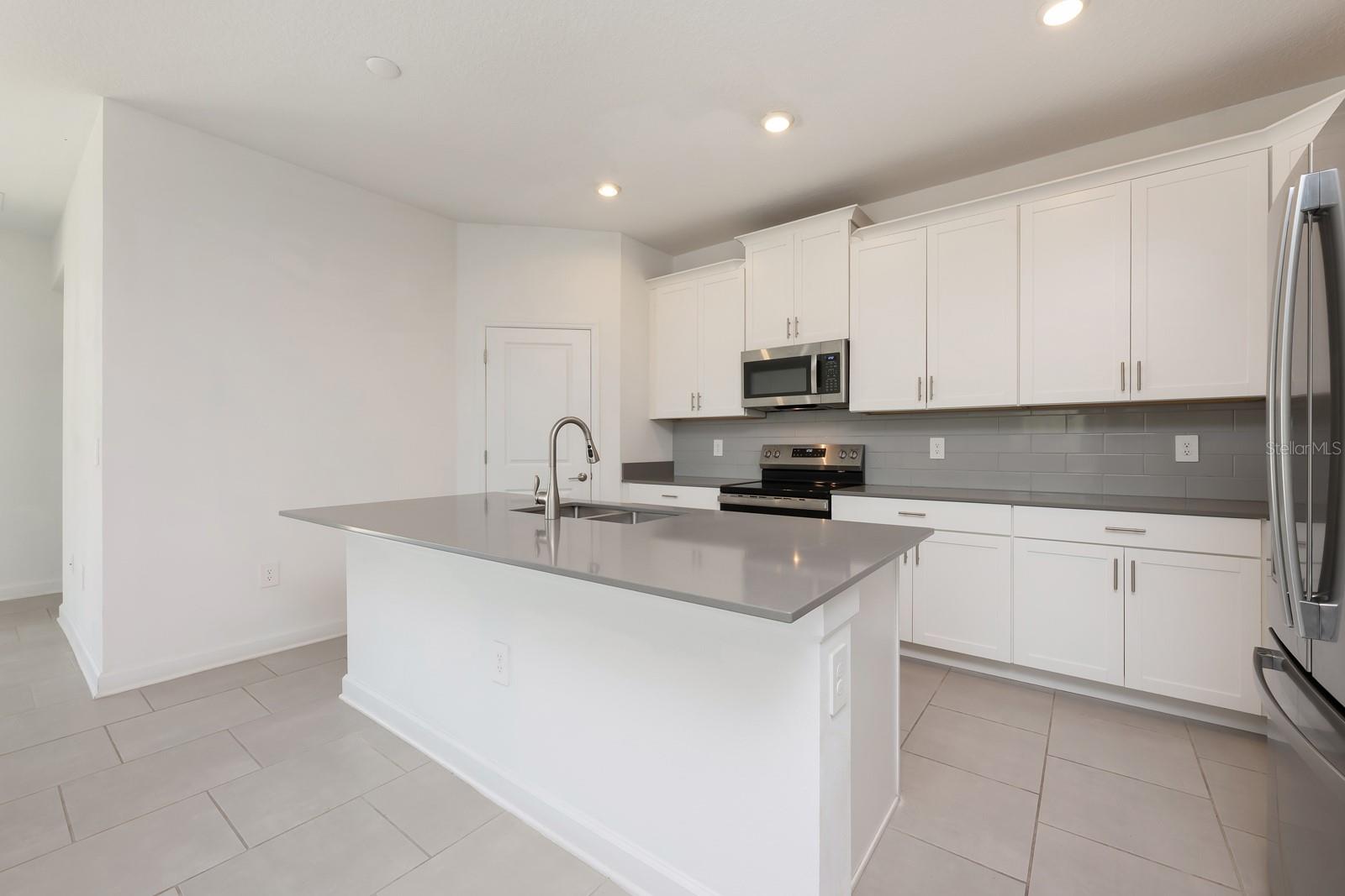 CAMDEN PK/PROVIDENCE PH 4 - Residential