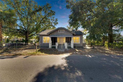 A home in TAMPA