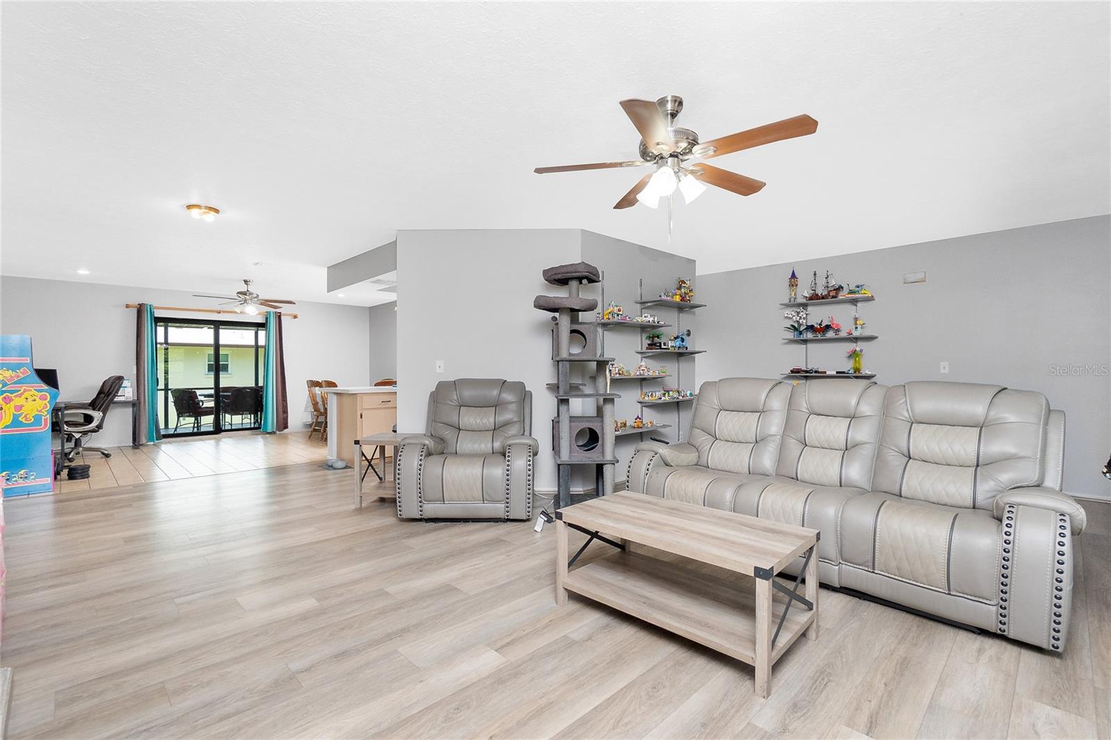 4227 BLOSSOM ROAD