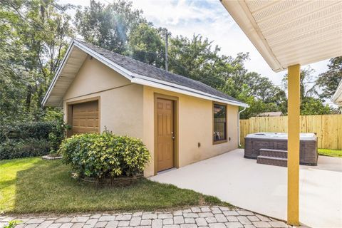 A home in APOPKA