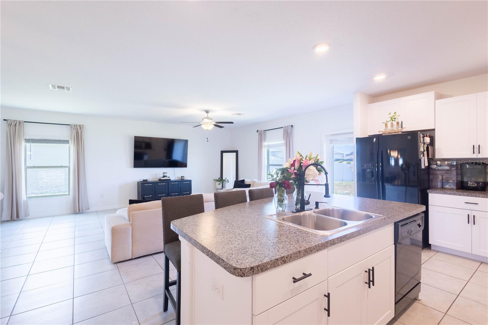 SHELL COVE PH 1 - Residential Lease