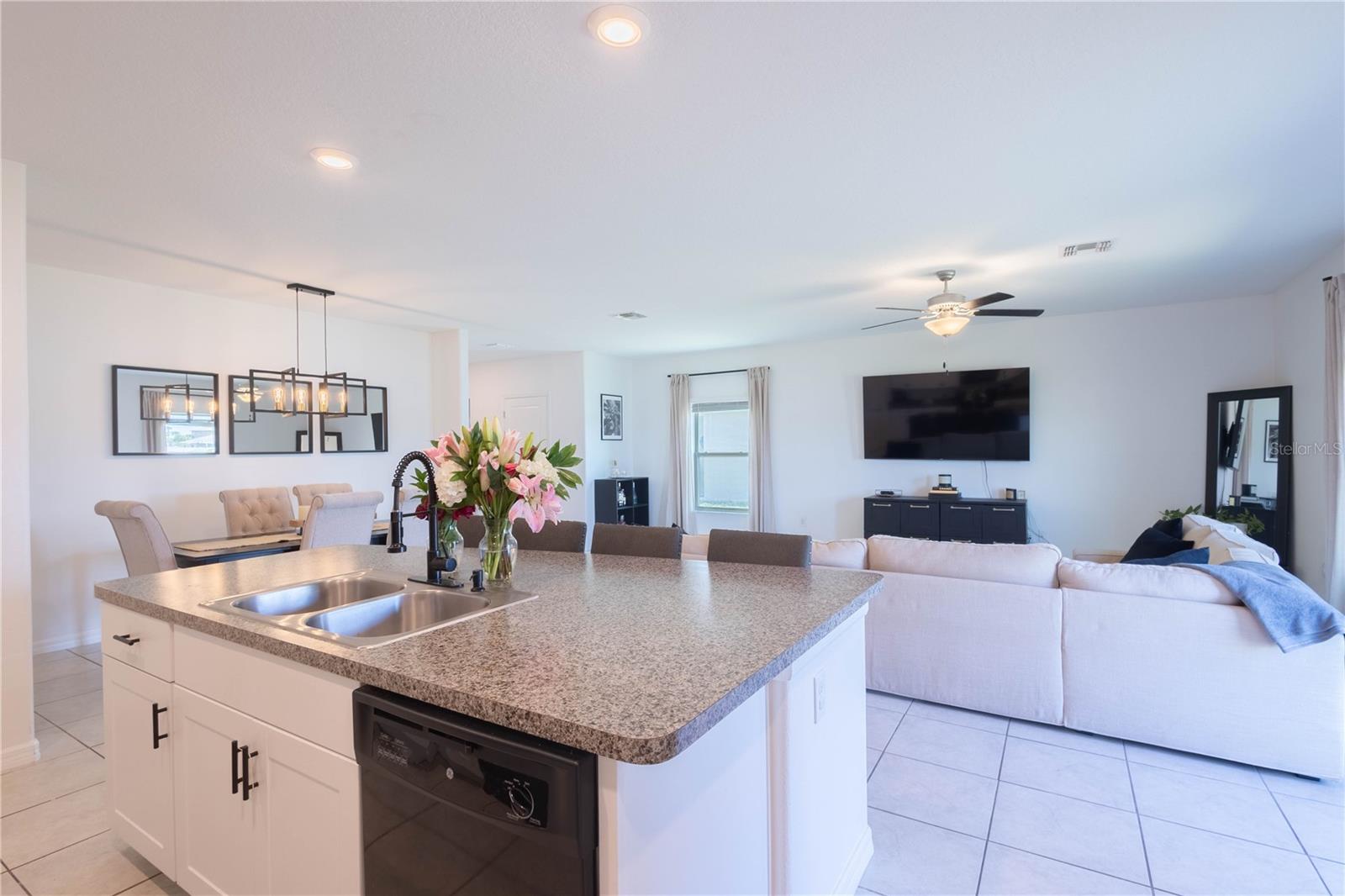 SHELL COVE PH 1 - Residential Lease
