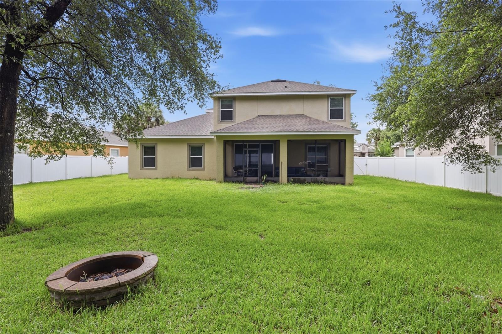 1604 BLUE GRASS BOULEVARD