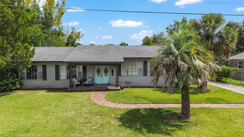Photo of 1308 SE 18th Street, Ocala, FL 34471 (MLS # OM704490) Photo of 1308 SE 18th Street, Ocala, FL 34471 (MLS # OM704490)