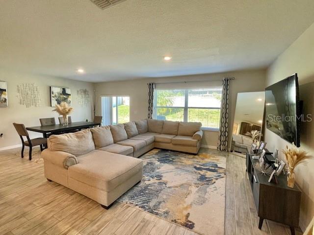 POE RESERVE PH 3 - Residential Lease