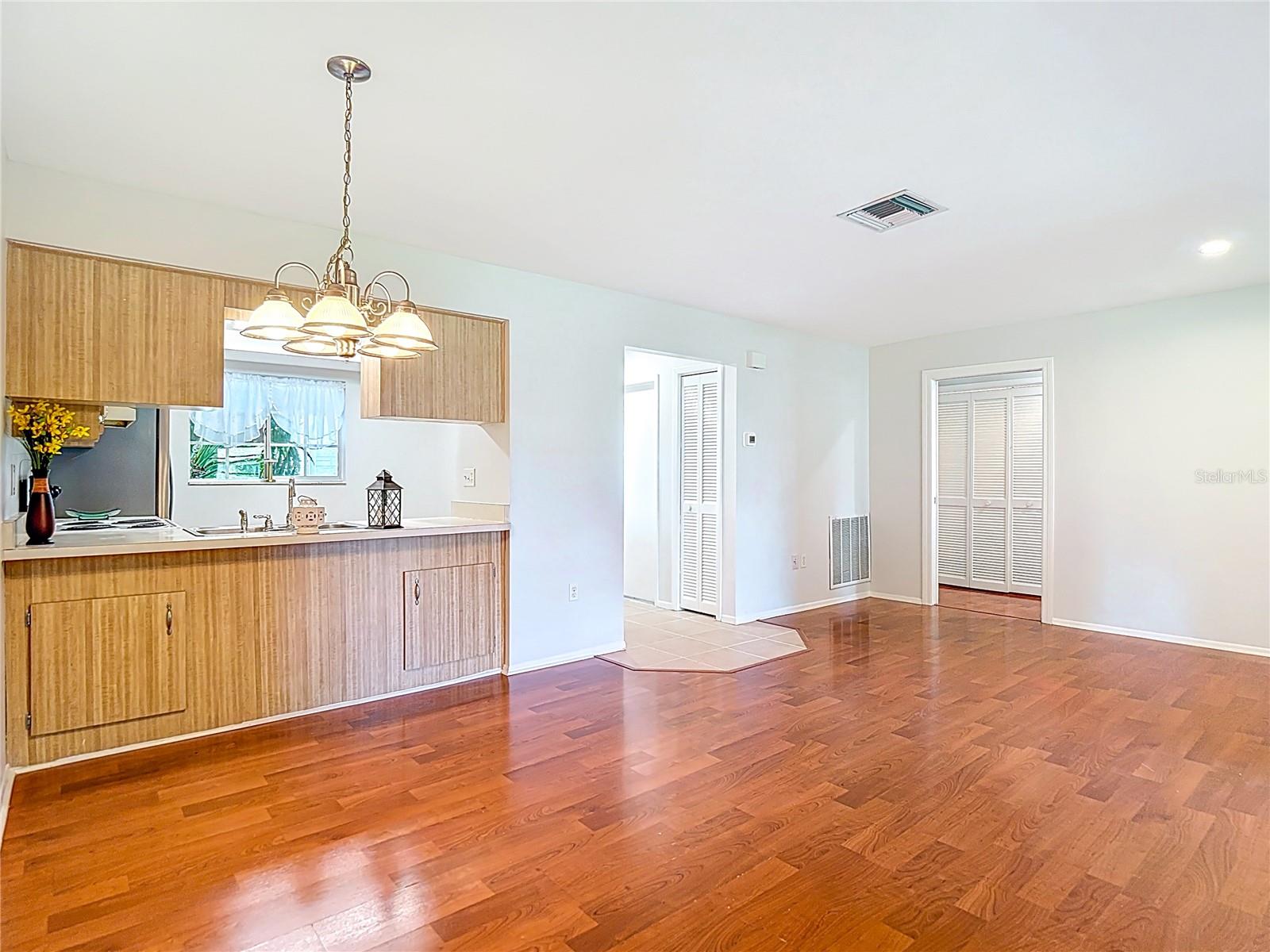 CLAYTON VILLAGE PH 02 - Residential