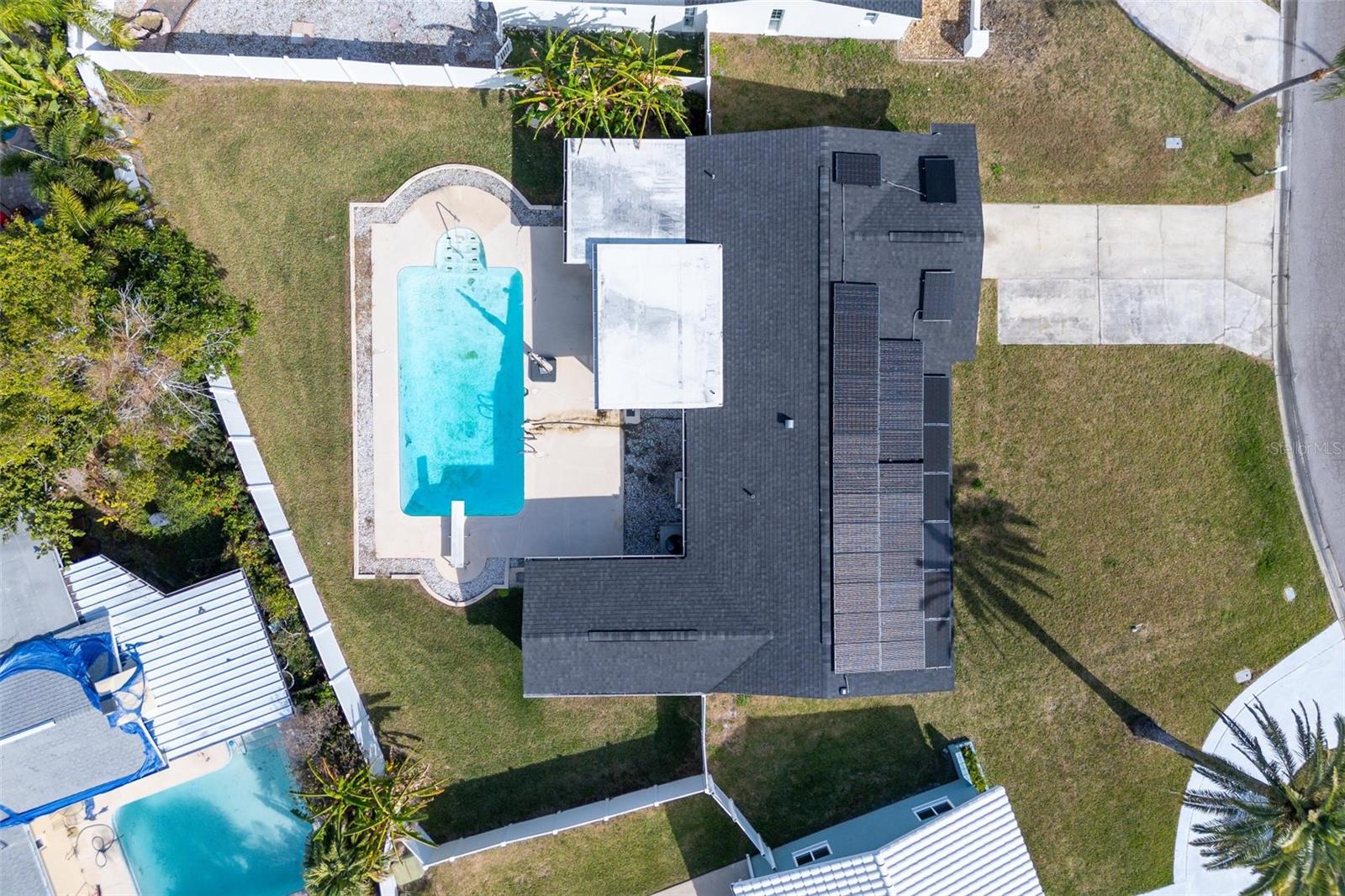 RIDGEWOOD RIVIERA - Residential