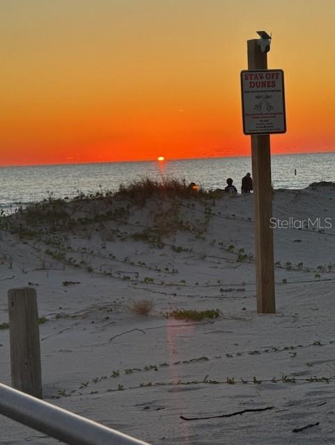 RIDGEWOOD RIVIERA - Residential