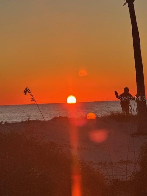 RIDGEWOOD RIVIERA - Residential