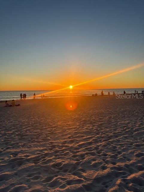 RIDGEWOOD RIVIERA - Residential