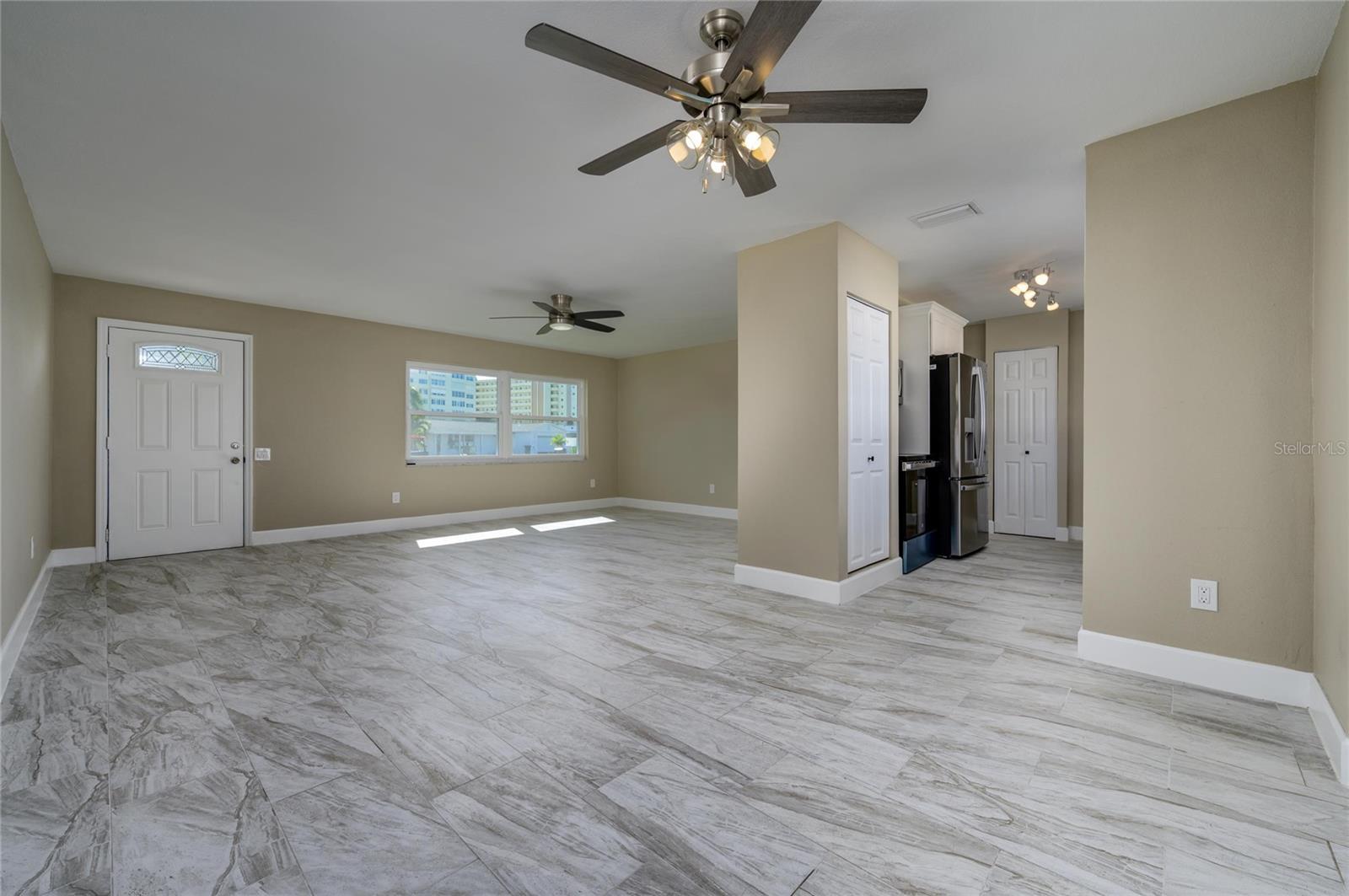 RIDGEWOOD RIVIERA - Residential