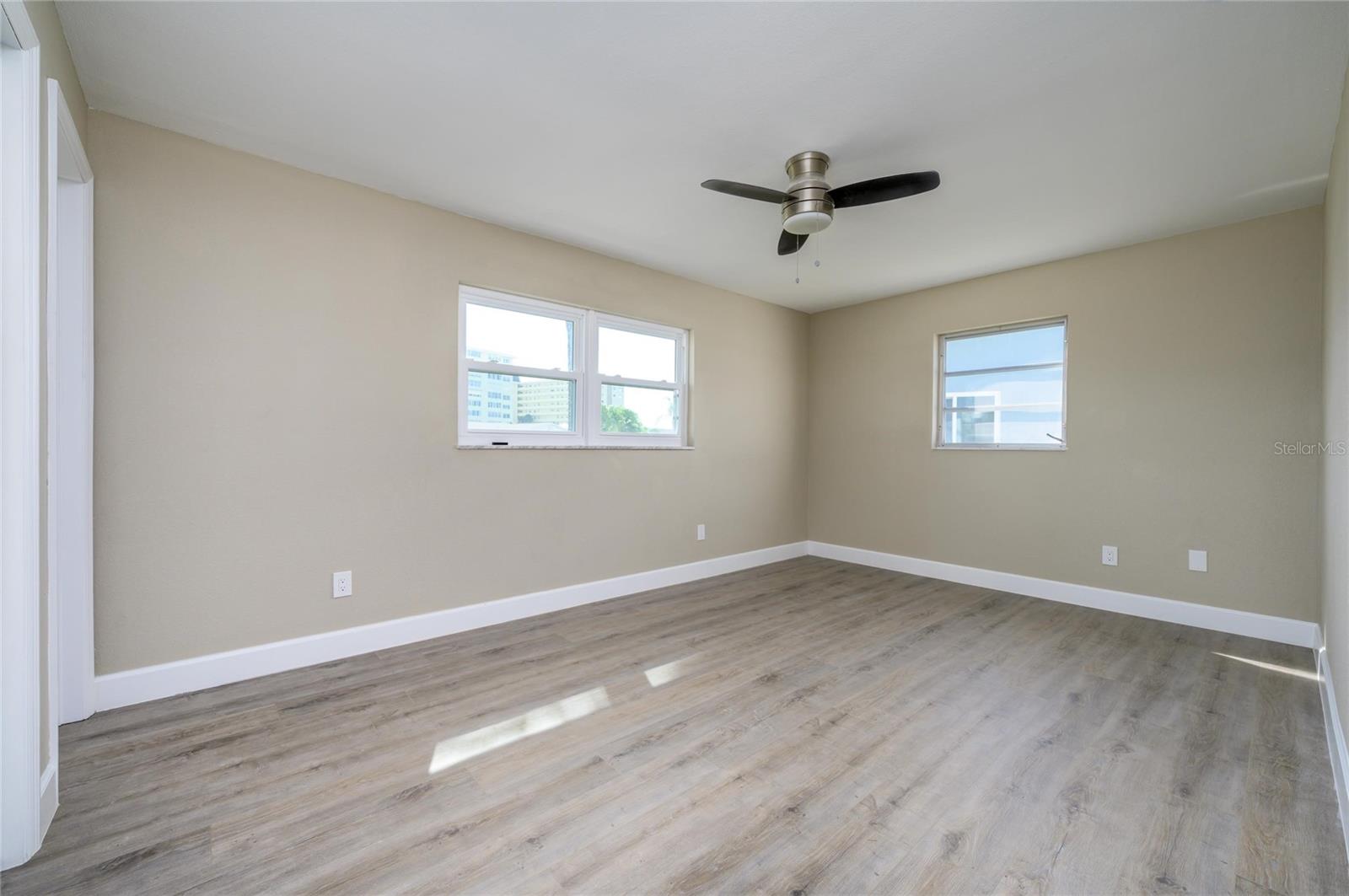 RIDGEWOOD RIVIERA - Residential