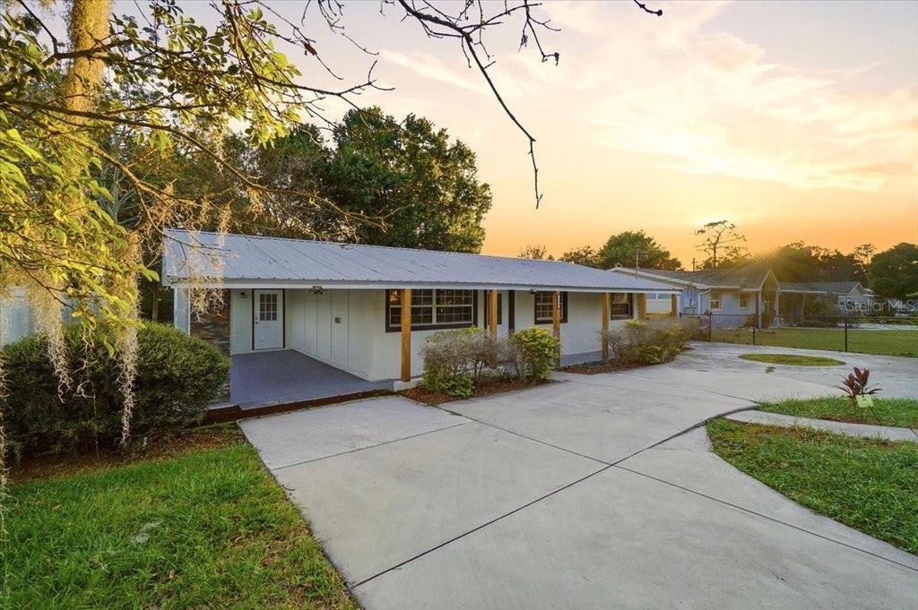 Photo of 812 Windsor Street, Lakeland, FL 33803 (MLS # L4965803)