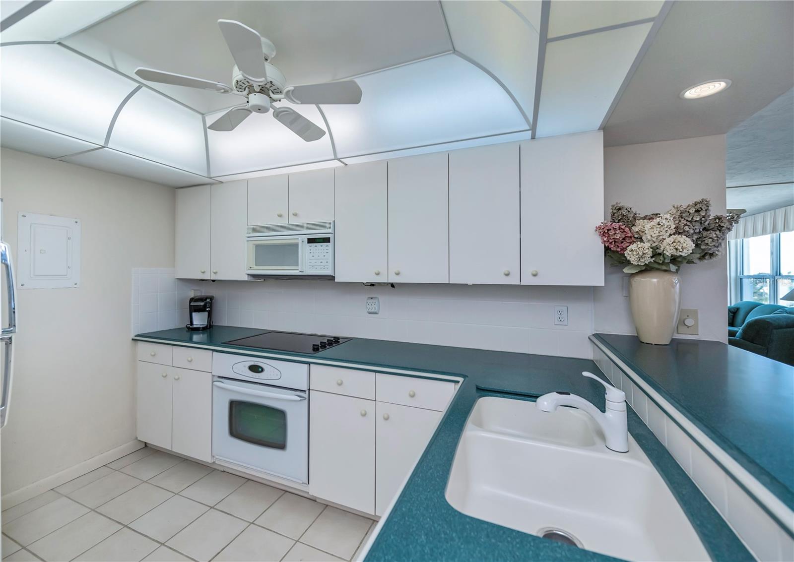627 ALHAMBRA ROAD 601