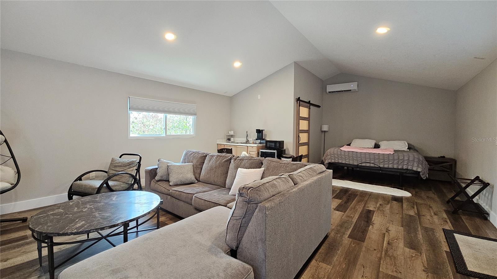 TURNBULL SHORES - Residential