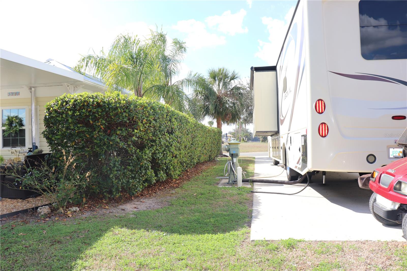 FLORIDA GRANDE MOTOR COACH RESIDENCE - Land