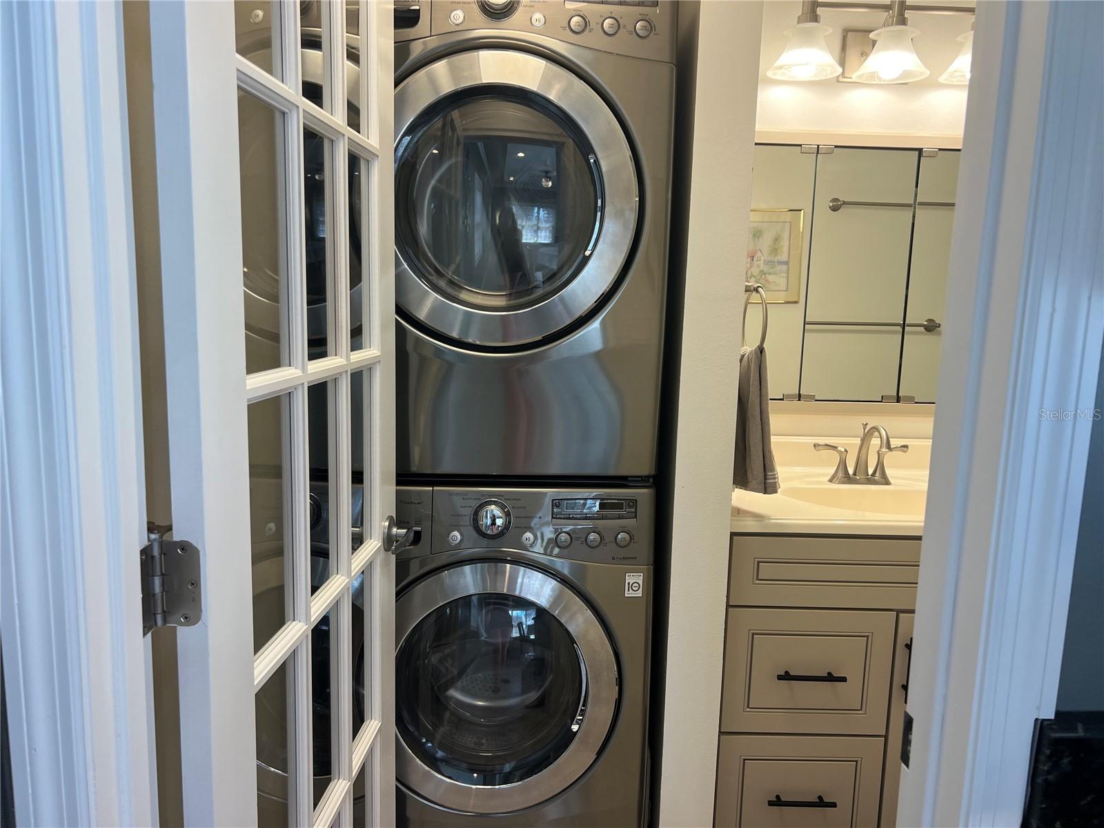 FLORIDA GRANDE MOTOR COACH RESIDENCE - Land