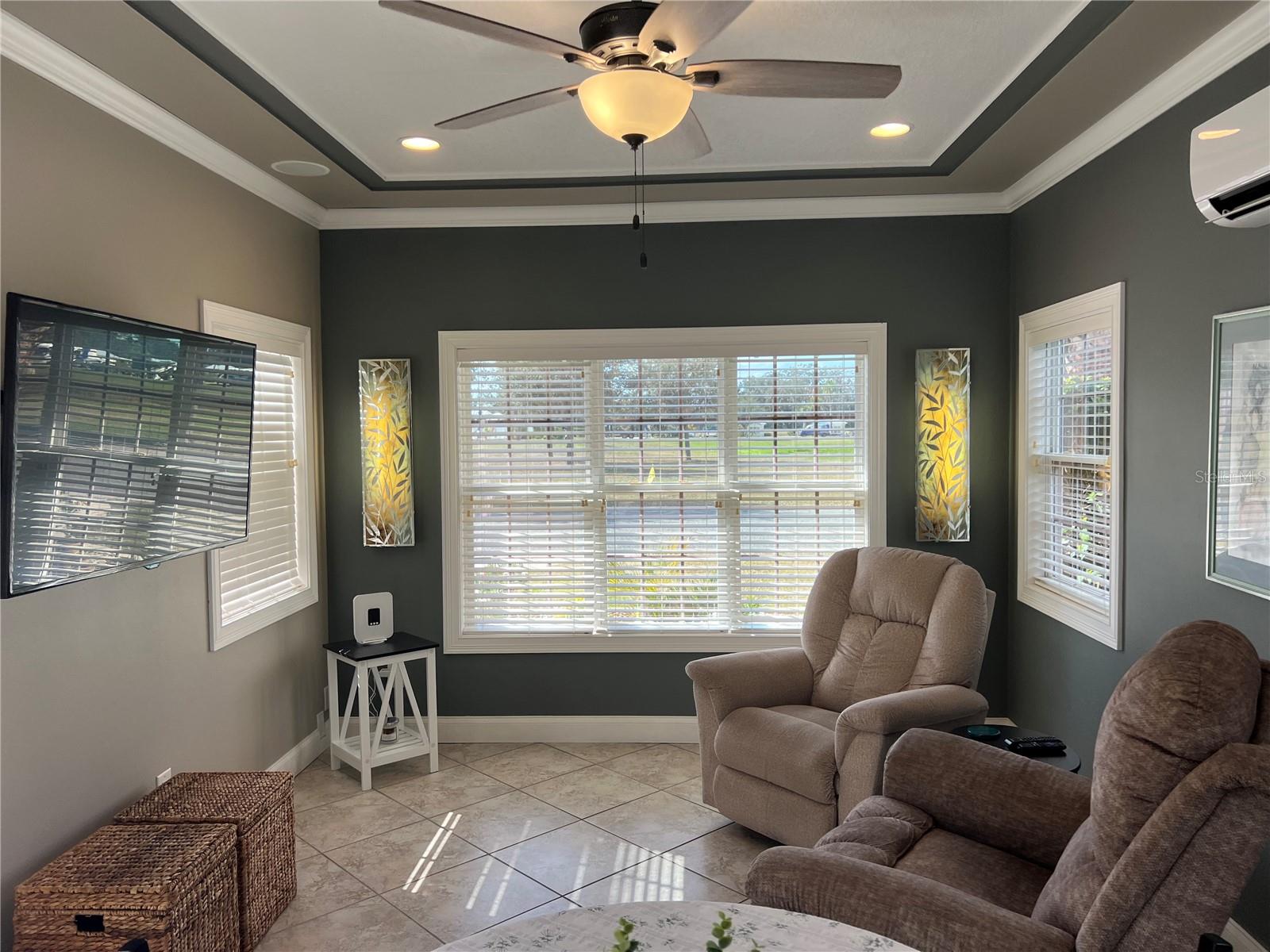 FLORIDA GRANDE MOTOR COACH RESIDENCE - Land