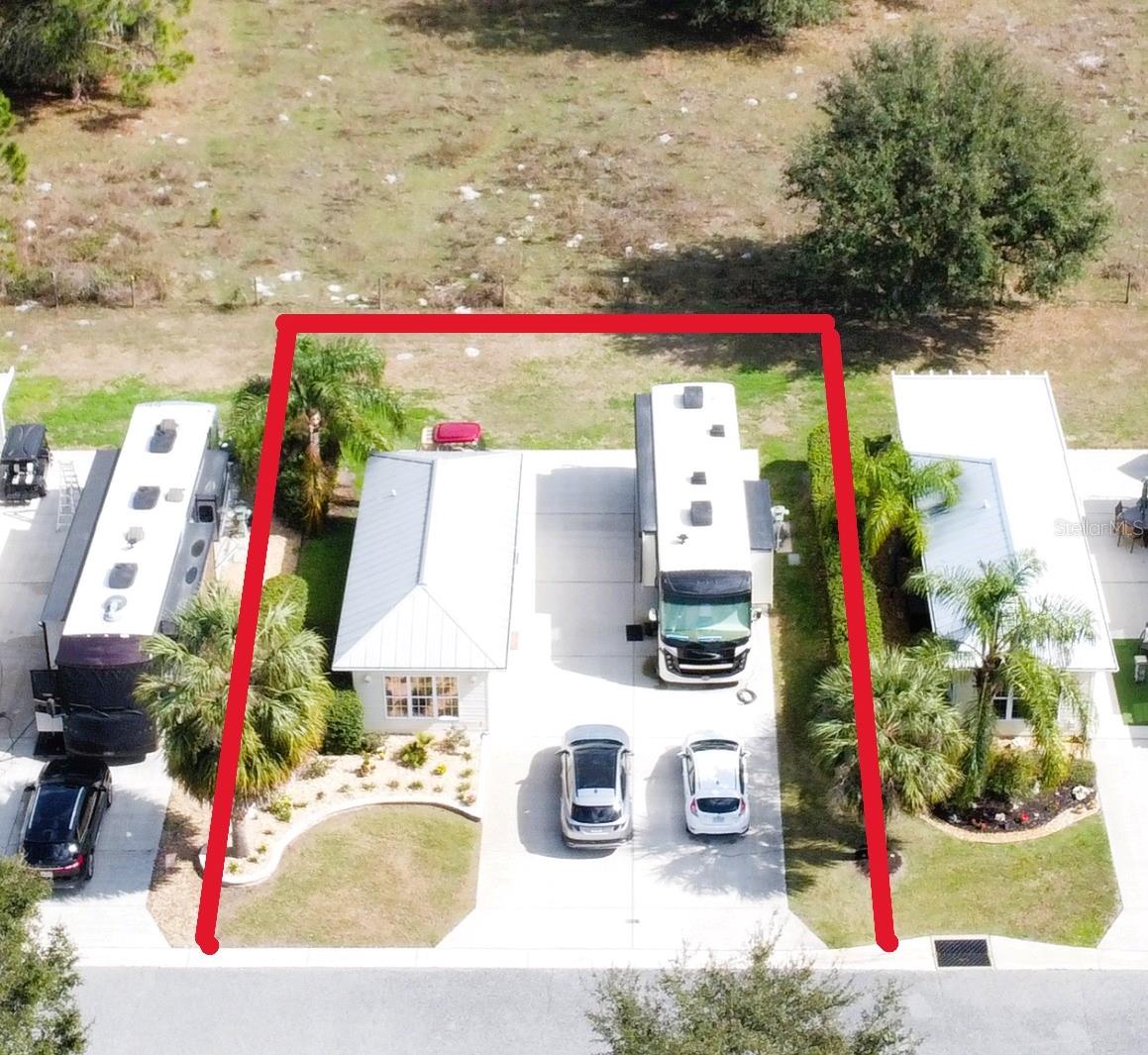 FLORIDA GRANDE MOTOR COACH RESIDENCE - Land