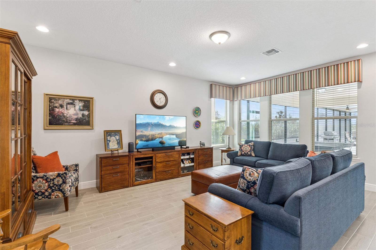 WATERLEIGH - Residential