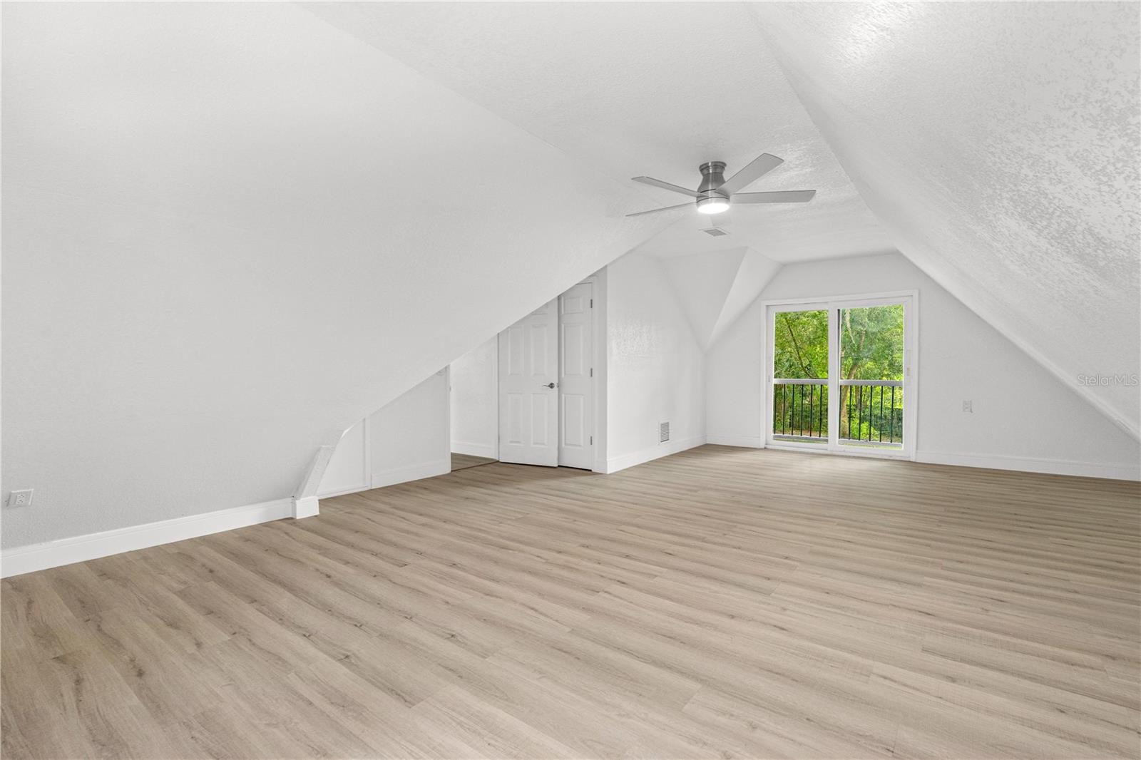 CLARK N 01/2 LT 04 02 18 30 - Residential
